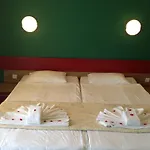 Kiparisite Otel 4*