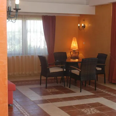 Хотел Kiparisite 4*