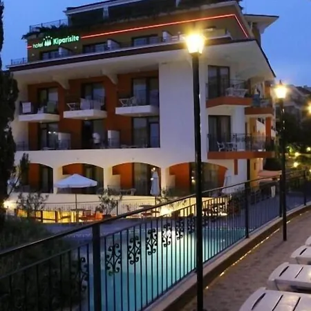 Kiparisite 4* ساني بيتش